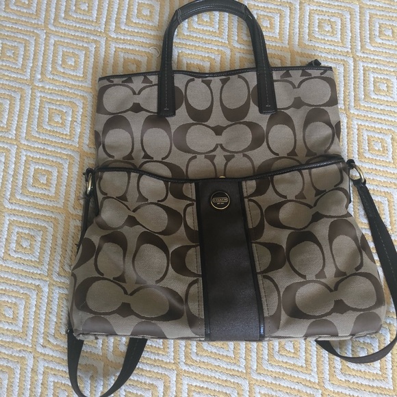 Coach convertible Carryall - Picture 1 of 2
